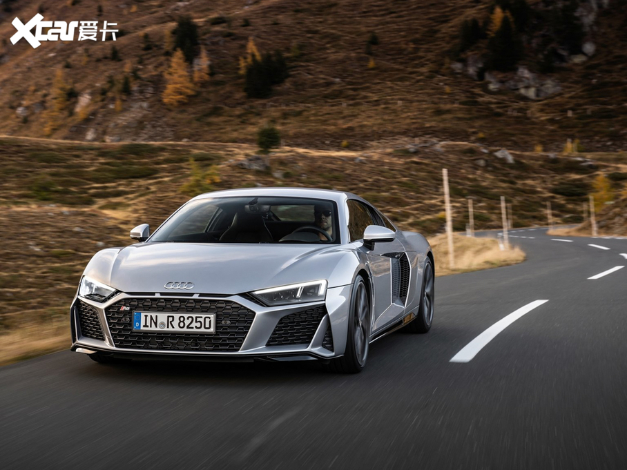 2021WR8 V10 Coupe RWD