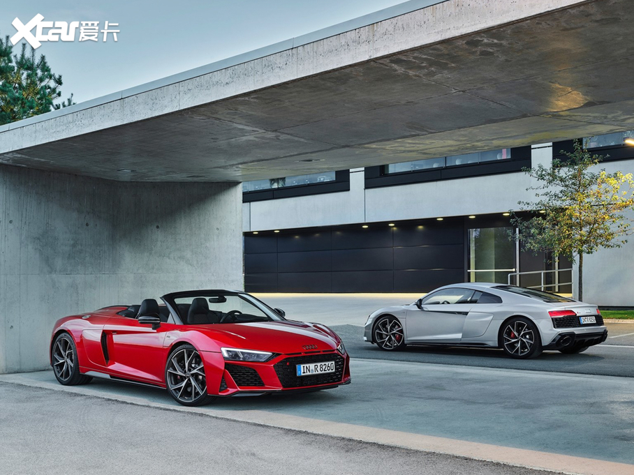 2021WR8 V10 Spyder RWD