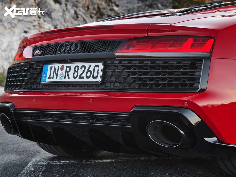 2021WR8 V10 Spyder RWD