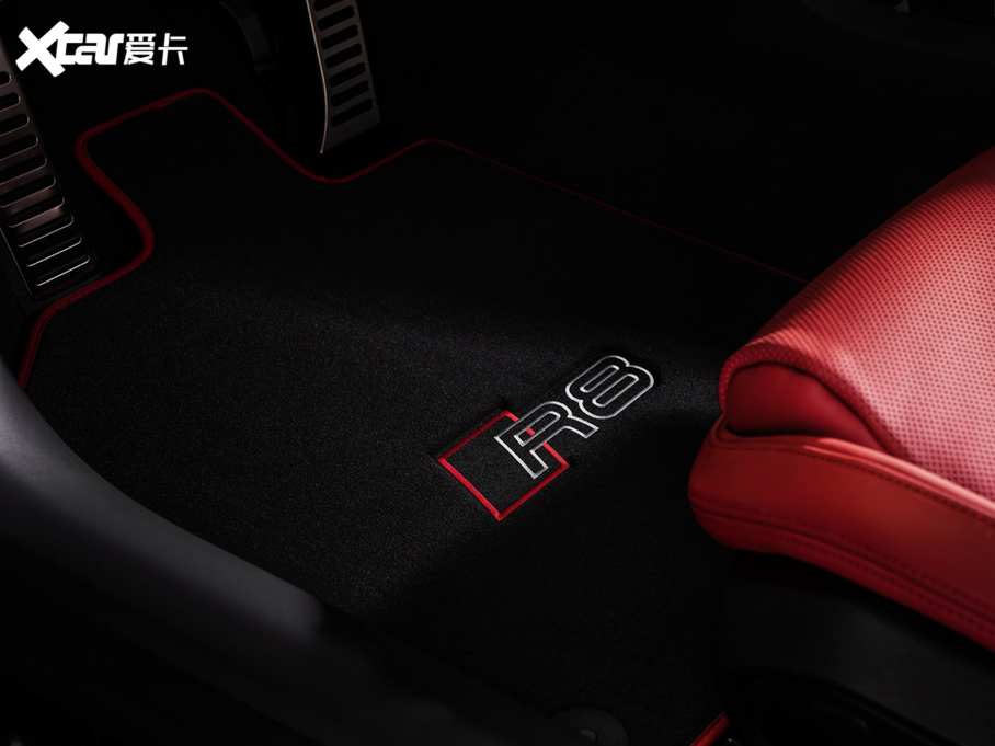 2021?yun)WR8 V10 Coupe RWD Panther Edition