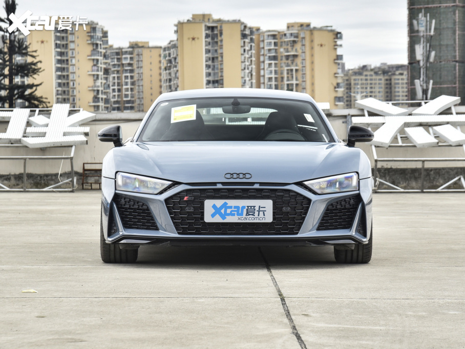 2021µR8 V10 Coupe Performance