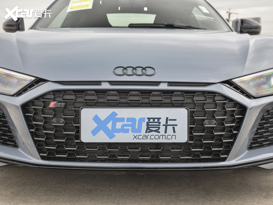 2021WR8 V10 Coupe Performance