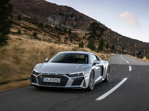 2021V10 Coupe RWD w^