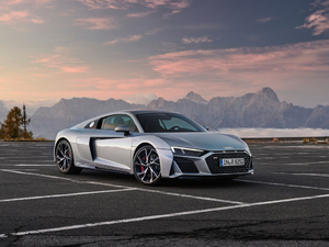 2021V10 Coupe RWD w^