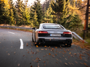 2021V10 Coupe RWD w^