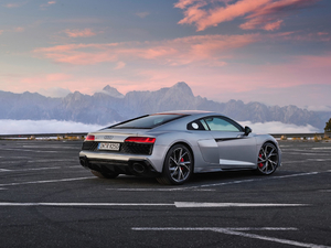2021款V10 Coupe RWD 整体外观