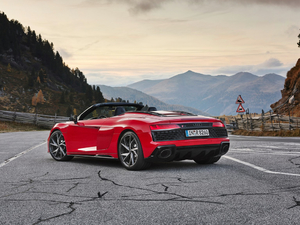 2021V10 Spyder RWD w^