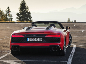 2021V10 Spyder RWD w^