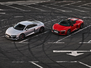 2021V10 Spyder RWD w^