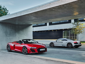 2021V10 Spyder RWD w^