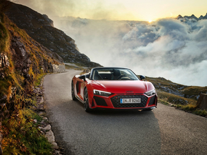 2021V10 Spyder RWD w^