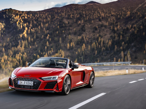 2021款V10 Spyder RWD 整体外观