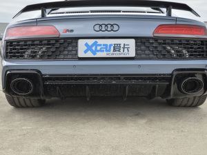 2021V10 Coupe Performance Ś