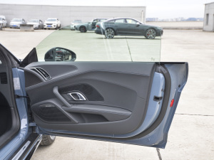 2021V10 Coupe Performance g