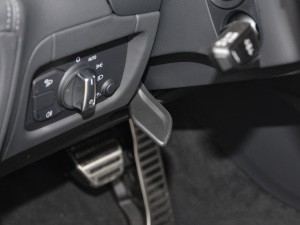 2021V10 Coupe Performance g