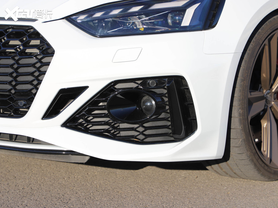 2021?yun)WRS5 Sportback 