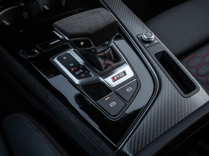 20212.9T Coupe  п؅^