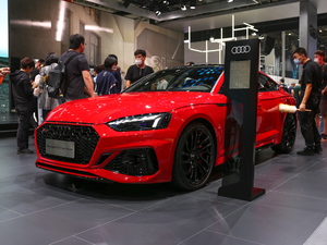 20212.9T Sportback ǰ45