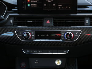 20212.9T Sportback {(dio){(dio)(ji)