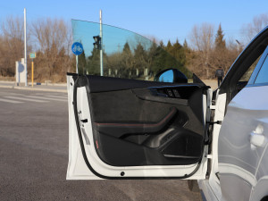 2021Sportback  {λ܇T