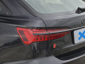 2021RS 6 4.0T Avant  ^