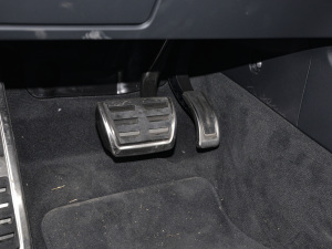 2021RS 6 4.0T Avant  g