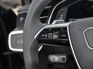 2021RS 6 4.0T Avant  п؅^