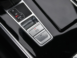 2021RS 6 4.0T Avant  v܇Ƅ