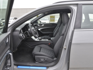 2021RS 6 4.0T Avant  ǰſg