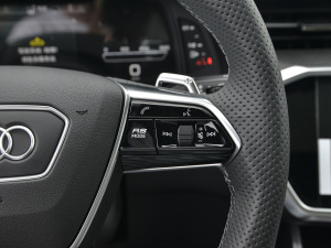 2021RS 6 4.0T Avant  п؅^