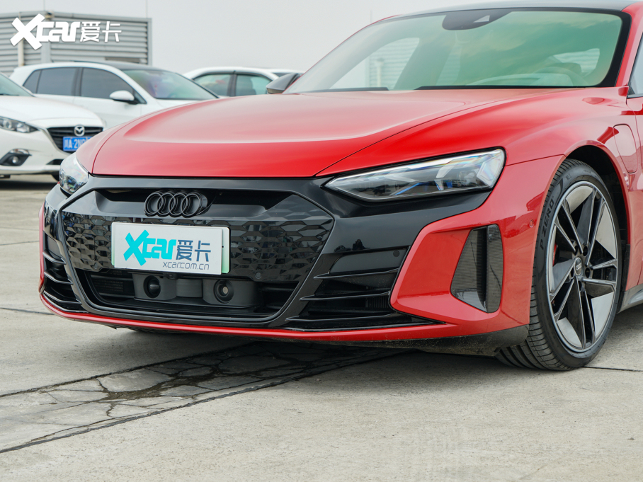 2023?yun)WRS e-tron GT 