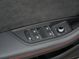 2022RS 5 2.9T Sportback װ {܇ƅ^	