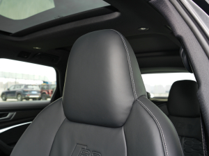 2022RS 6 4.0T Avant g