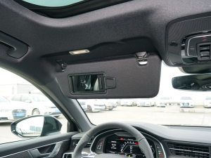2022款RS 6 4.0T Avant 遮阳板（左）