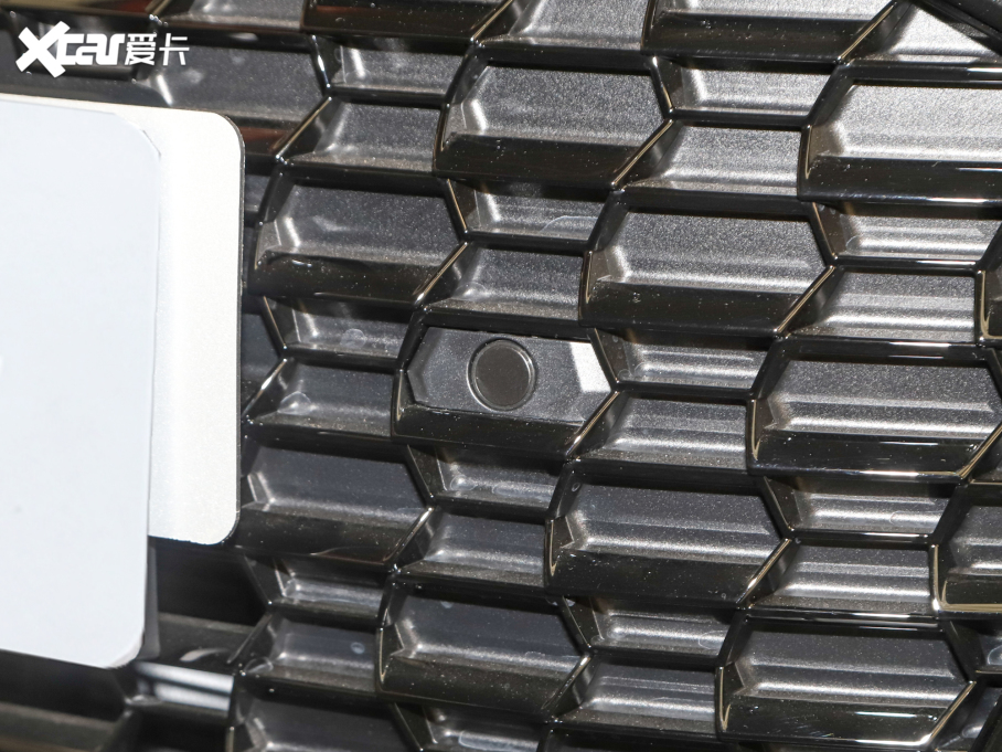 2022WR8 V10 Coupe performance