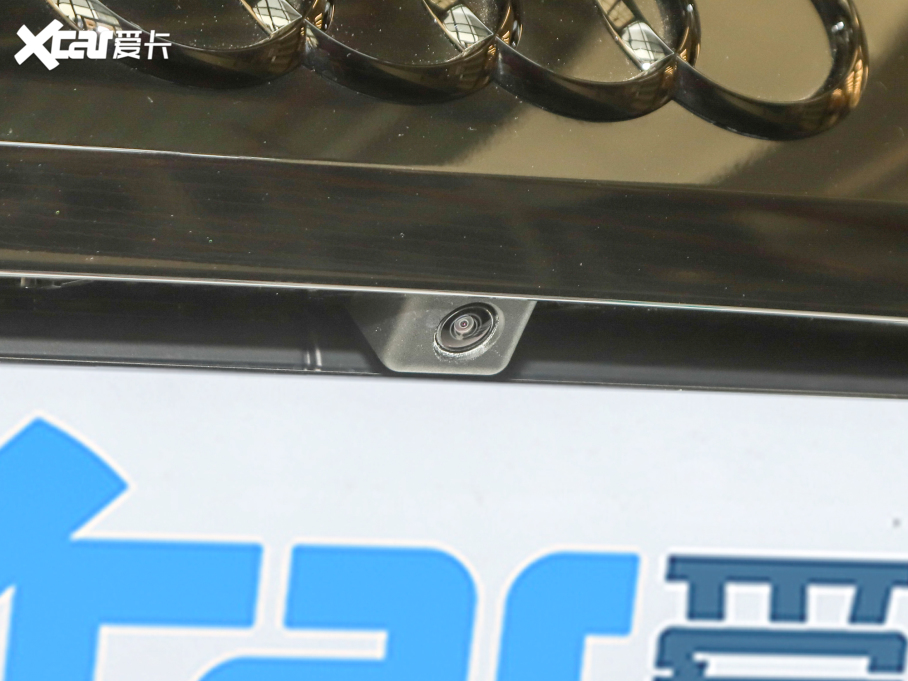 2022WR8 V10 Coupe performance