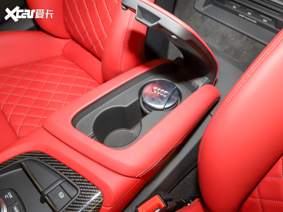 2022WR8 V10 Coupe performance