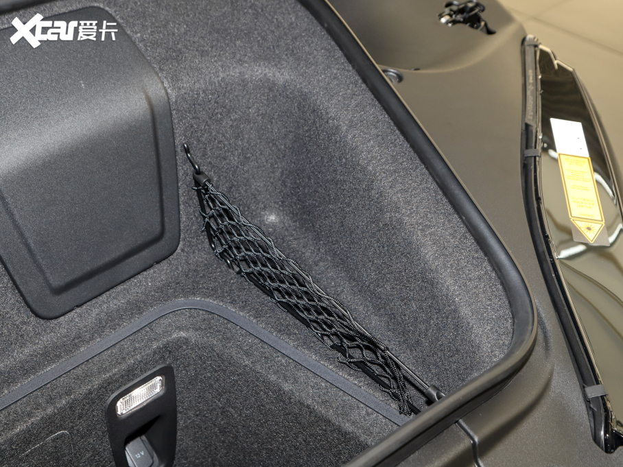 2022WR8 V10 Coupe performance