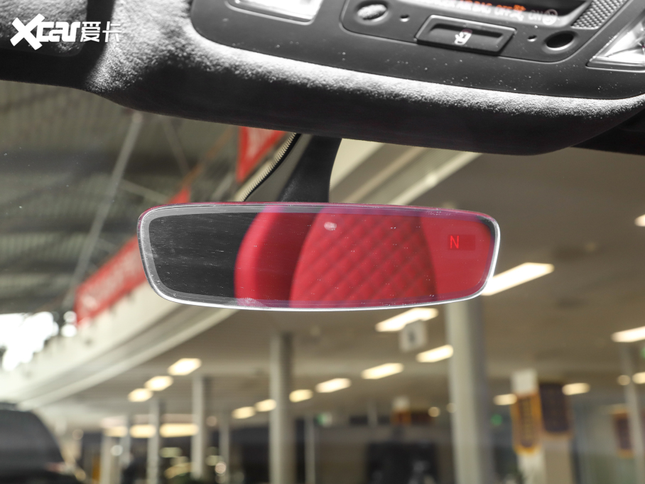 2022WR8 V10 Coupe performance