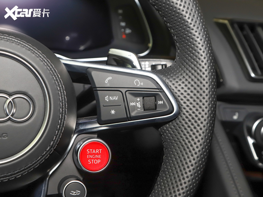 2022WR8 V10 Coupe performance