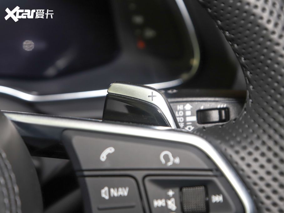 2022?yun)WR8 V10 Coupe performance