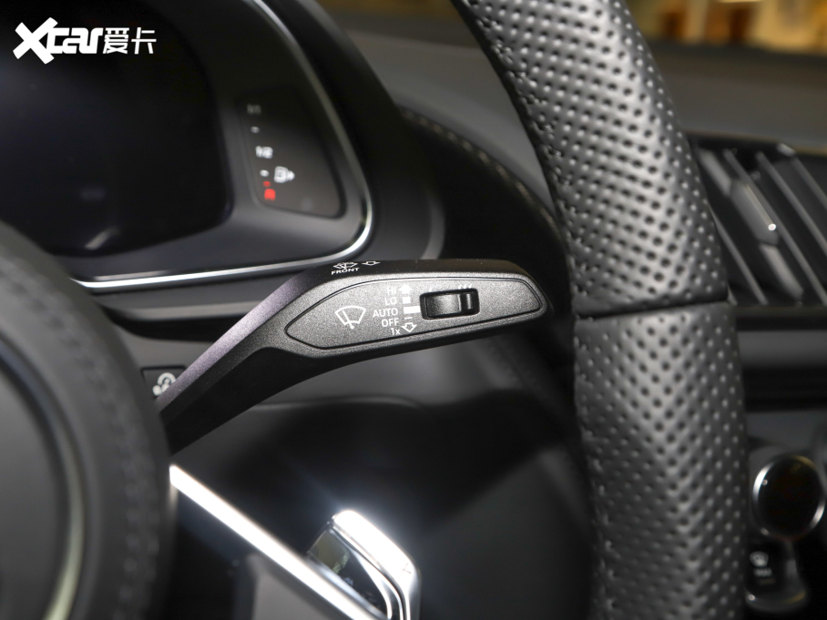 2022WR8 V10 Coupe performance