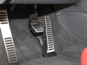 2022V10 Coupe performance п؅^(q)