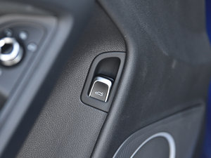 2012Coupe 4.2FSI quattro g