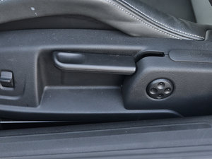 2012Coupe 4.2FSI quattro g