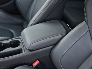 2012Coupe 4.2FSI quattro g