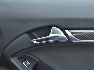 2012Coupe 4.2FSI quattro g