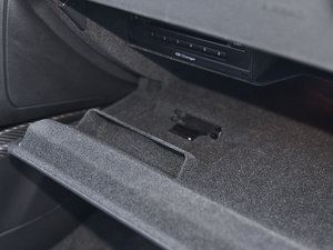 2012Coupe 4.2FSI quattro g