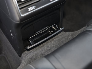 2012Coupe 4.2FSI quattro g