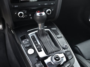 2012Coupe 4.2FSI quattro п؅^(q)